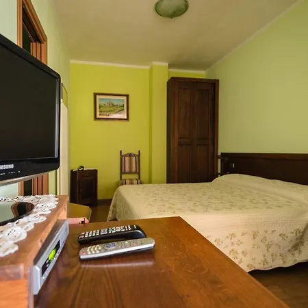 Bed and Breakfast All'ombra Del Castello 3*