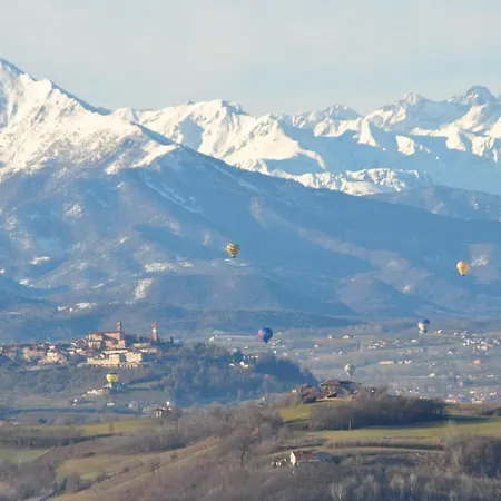 All'ombra Del Castello Frühstückspension Cigliè