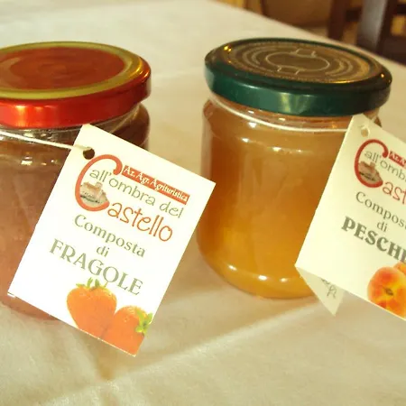 All'ombra Del Castello 3*